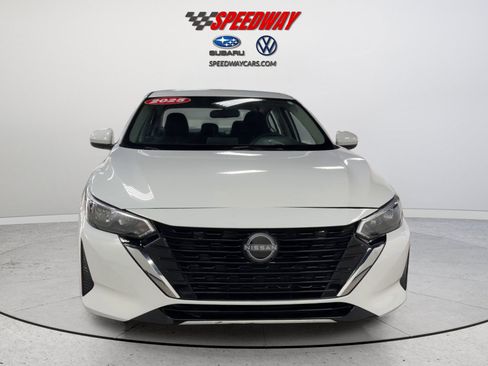 Used 2025 Nissan Sentra SV FWD image 13