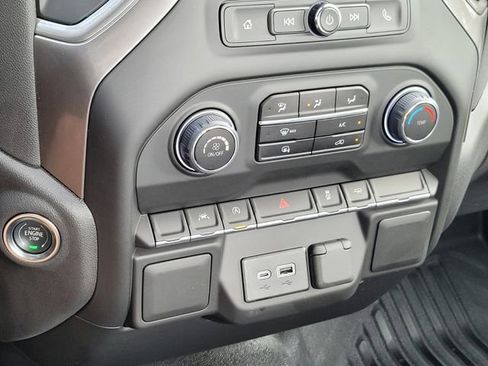 New 2025 Chevrolet Silverado 1500 W/T image 25