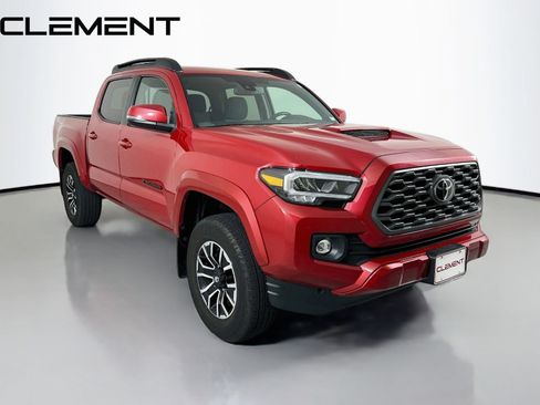 Used 2022 Toyota Tacoma TRD Sport AWD/4WD image 5