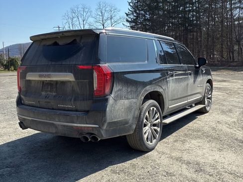 Used 2021 GMC Yukon XL Denali w/ Denali Premium Package image 5