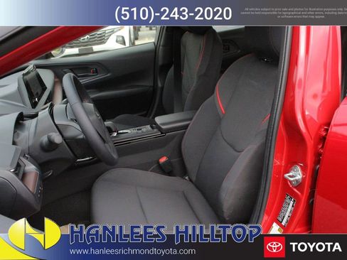 New 2026 Toyota Prius Plug-In Hybrid image 12