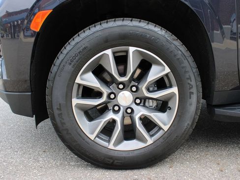 Used 2024 Chevrolet Tahoe LT w/ Luxury Package AWD/4WD image 28