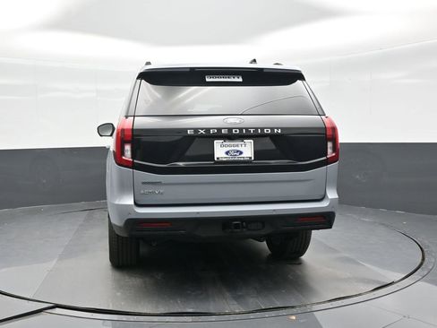 New 2026 Ford Expedition Active RWD image 6