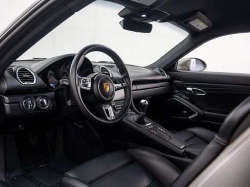 Certified 2021 Porsche 718 Cayman image 4