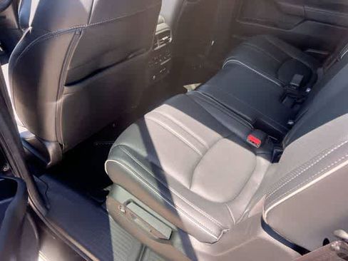 Used 2023 Honda Pilot Elite image 33