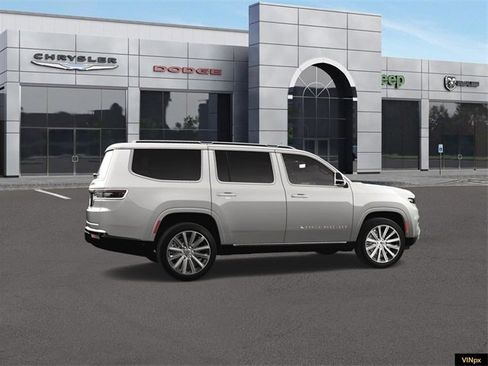 New 2023 Jeep Grand Wagoneer 4WD w/ Convenience Group III image 15