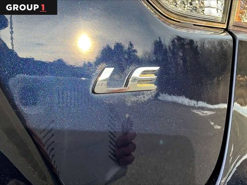 Certified 2022 Toyota Corolla LE image 9