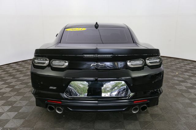 Used 2023 Chevrolet Camaro SS RWD image 10