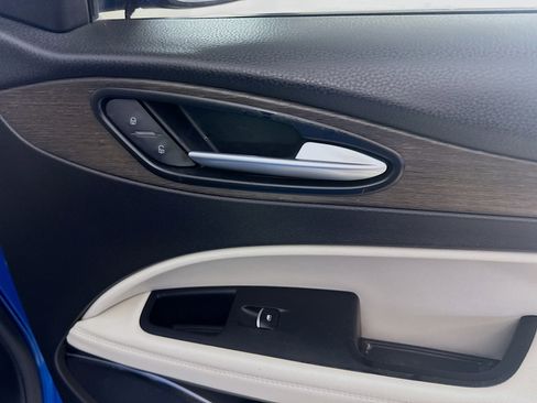 Used 2021 Alfa Romeo Stelvio Ti w/ Nero Edizione image 31