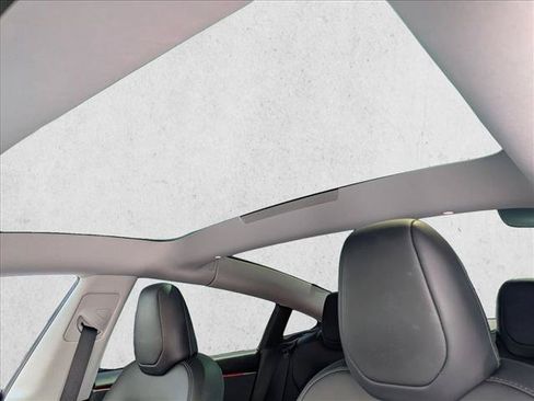 Used 2025 Tesla Model 3 Long Range RWD image 16