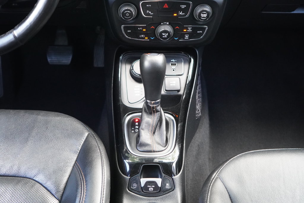 Used 2021 Jeep Compass Limited AWD/4WD image 19