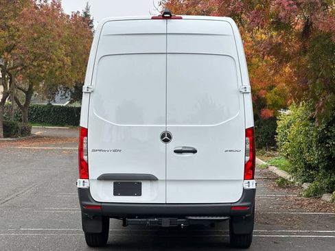 New 2026 Mercedes-Benz Sprinter 2500 image 4
