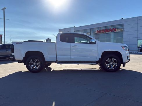 Used 2018 Chevrolet Colorado Z71 image 5