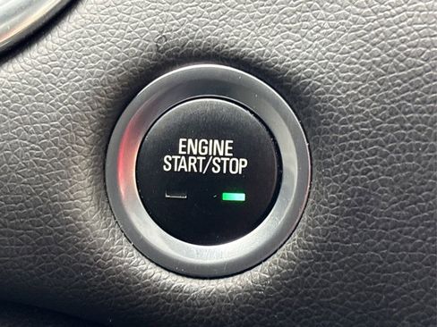 Used 2024 Chevrolet Malibu LT image 27