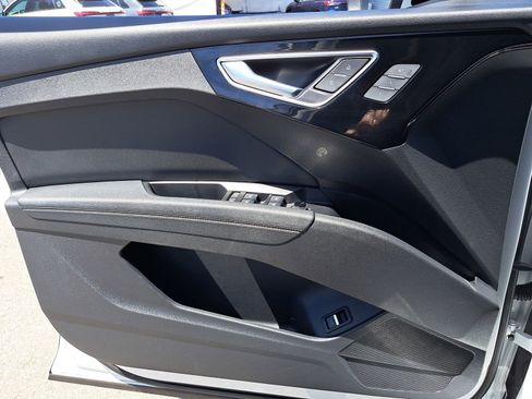 Certified 2023 Audi Q4 e-tron Premium Plus w/ Premium Plus RWD image 28