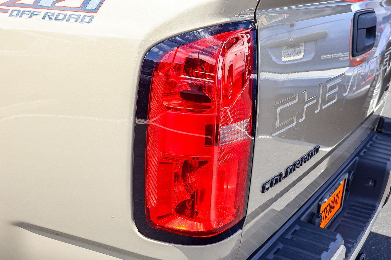 Used 2022 Chevrolet Colorado Z71 AWD/4WD image 24