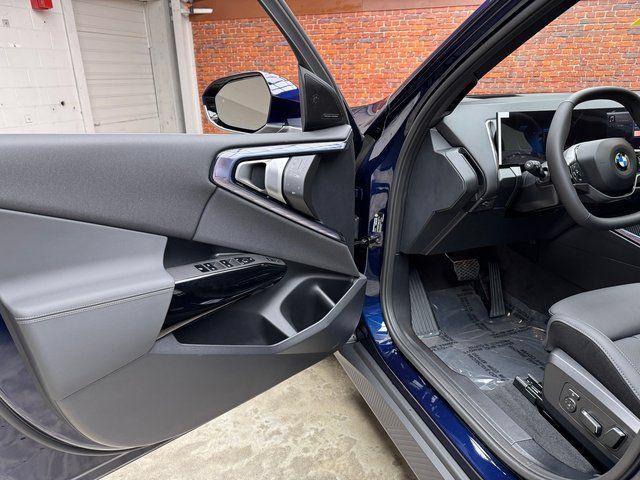 Used 2026 BMW X3 xDrive30i w/ Premium Package AWD/4WD image 9