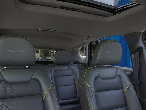 New 2026 Chevrolet Trax ACTIV FWD image 24