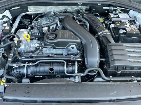Used 2025 Volkswagen Jetta Sport FWD image 12