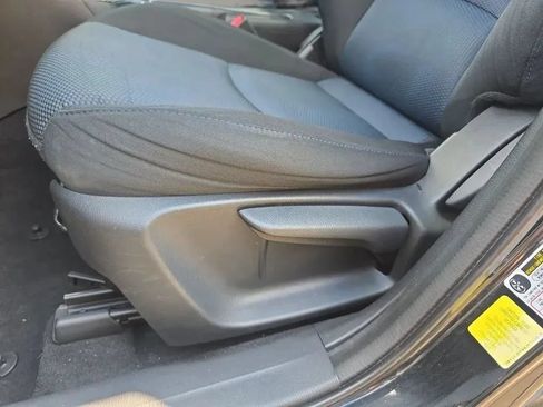 Used 2018 Toyota Yaris iA FWD image 13