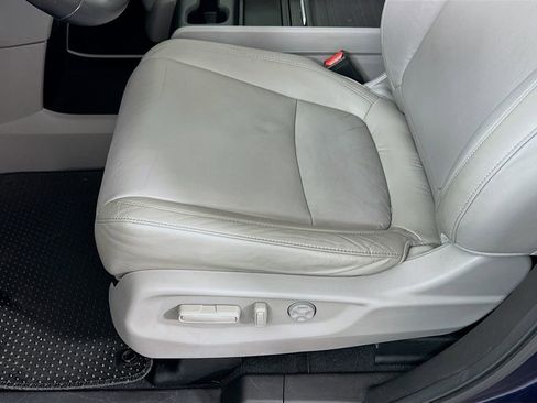 Used 2018 Honda Odyssey EX-L image 19