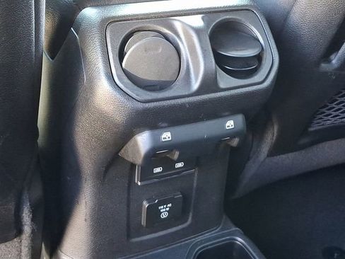 Used 2021 Jeep Wrangler Unlimited Rubicon image 14