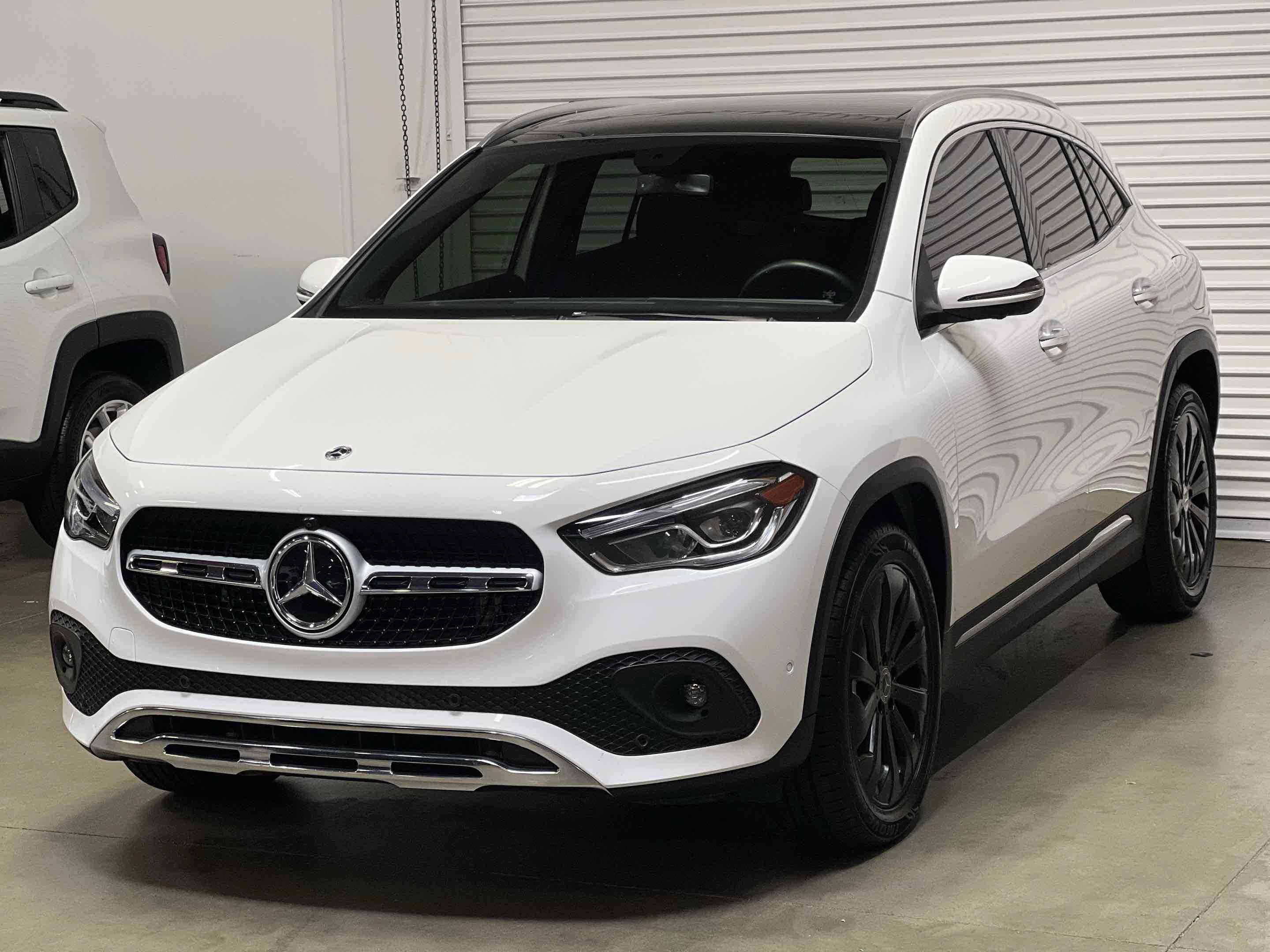Used 2021 Mercedes-Benz GLA 250 4MATIC w/ Premium Package image 27