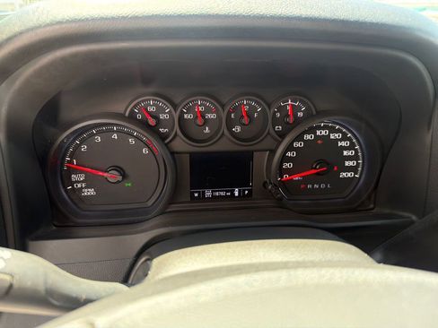 Used 2022 Chevrolet Silverado 1500 Custom AWD/4WD image 16