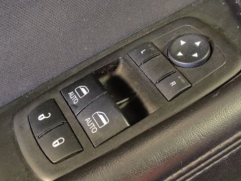 Used 2018 Dodge Challenger R/T RWD image 27