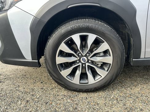 Used 2024 Subaru Outback Limited image 28