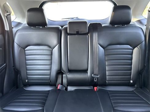 Used 2022 Ford Edge SEL image 30