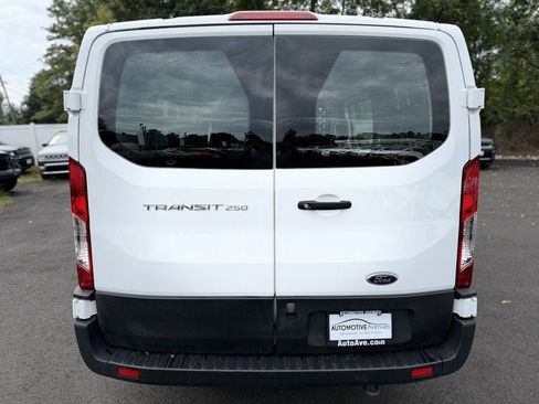 Used 2025 Ford Transit 250 Low Roof w/ Exterior Upgrade Package RWD image 5