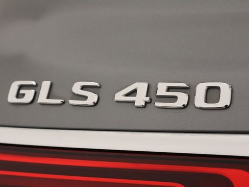 Certified 2023 Mercedes-Benz GLS 450 4MATIC image 9