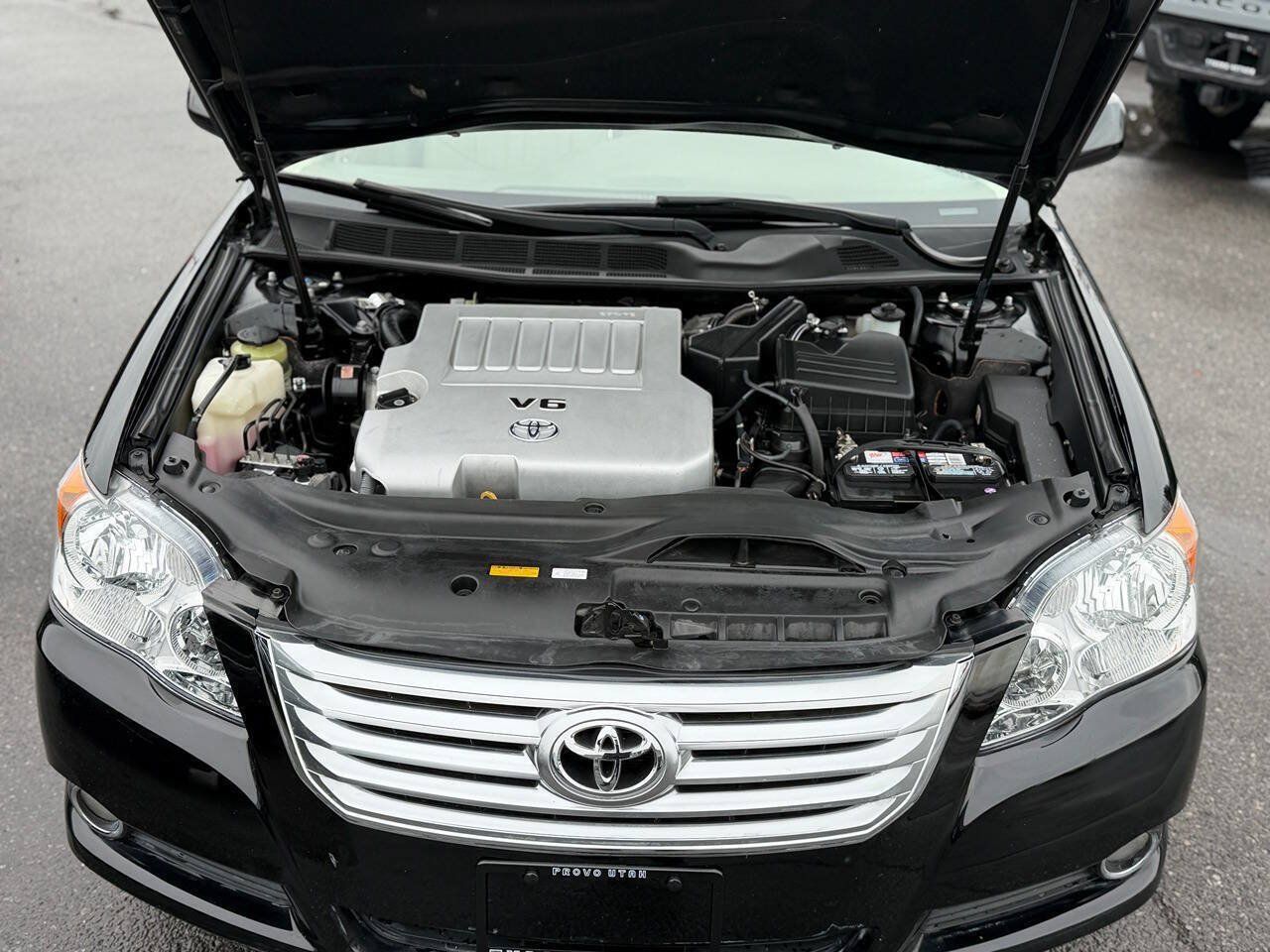 Used 2008 Toyota Avalon XLS FWD image 2