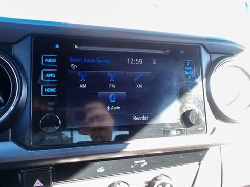 Certified 2018 Toyota Tacoma TRD Sport image 23