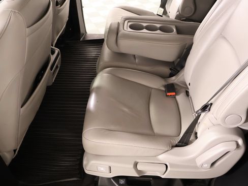 Used 2021 Honda Odyssey Touring image 11