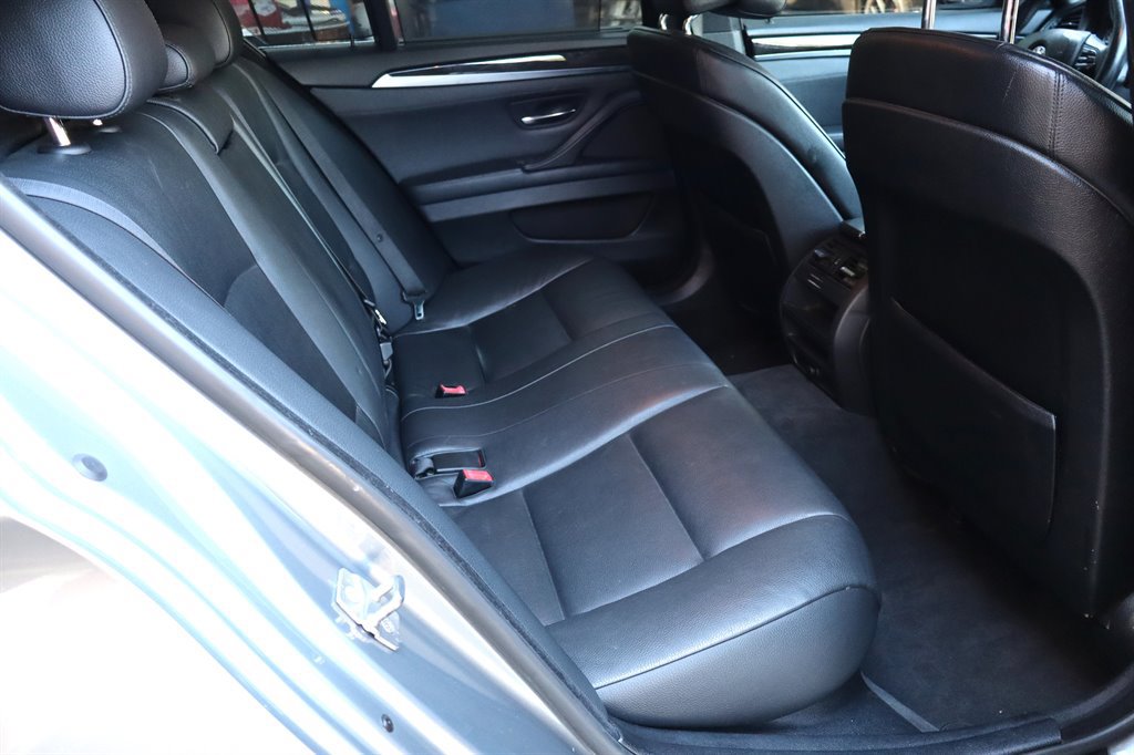 Used 2011 BMW 535i Sedan RWD image 21