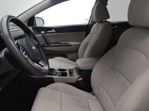 Used 2020 Kia Sportage LX FWD image 17