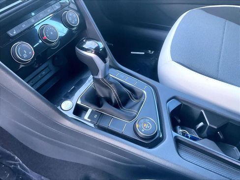 New 2026 Volkswagen Taos S image 14