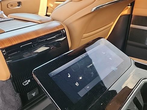 Used 2022 Jeep Grand Wagoneer Series III image 7