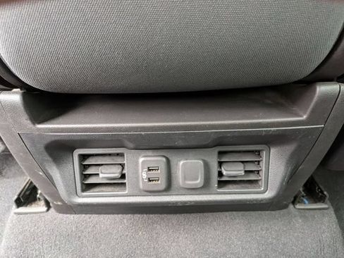 Used 2019 GMC Sierra 1500 SLE w/ Preferred Package AWD/4WD image 29