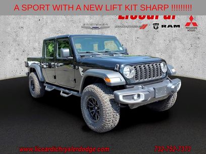 Used 2025 Jeep Gladiator Sport