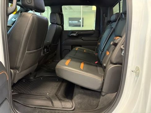 Used 2024 GMC Sierra 2500 AT4 w/ AT4 Premium Plus Package AWD/4WD image 22