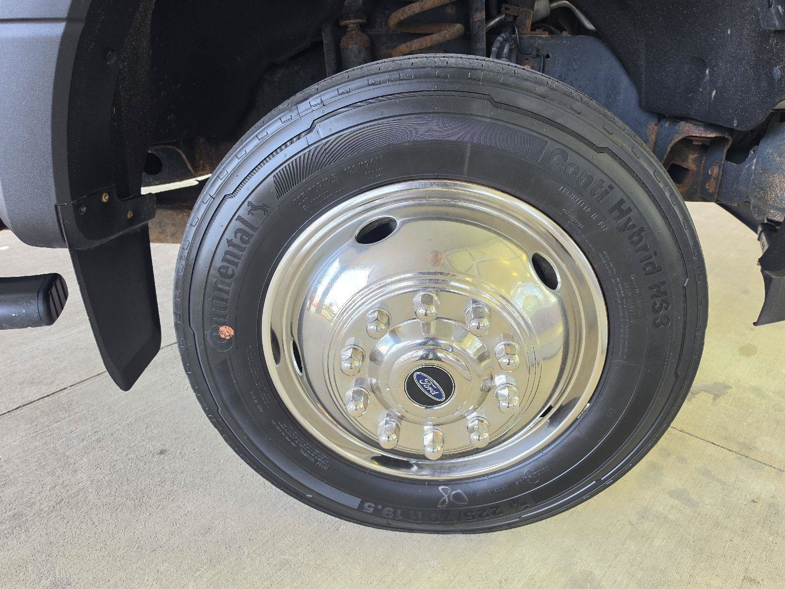Used 2017 Ford F450 XL RWD image 7