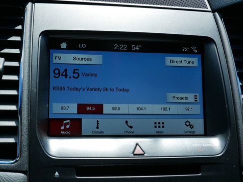 Used 2016 Ford Taurus SEL w/ Equipment Group 201A FWD image 20
