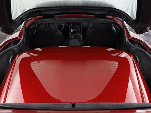 Used 2010 Chevrolet Corvette Coupe w/ Roof Package image 17