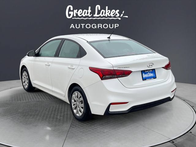 Used 2020 Hyundai Accent SE FWD image 3