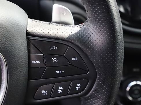Used 2022 Dodge Durango GT AWD/4WD image 27