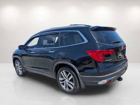 Used 2017 Honda Pilot Elite image 7
