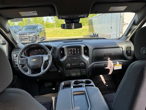 Used 2021 Chevrolet Silverado 1500 LTZ AWD/4WD image 18